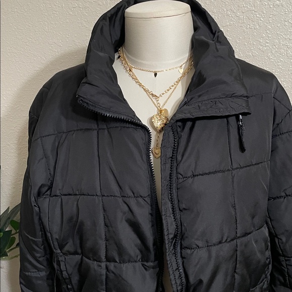 Aeropostale Black Quilted Women's Jacket - Picture 3 of 9